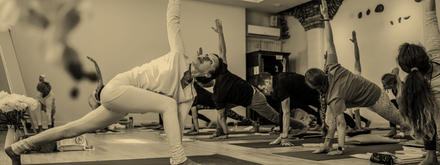 Mai-Ram-Yoga-Slaideris-Jogos-ivadas.png